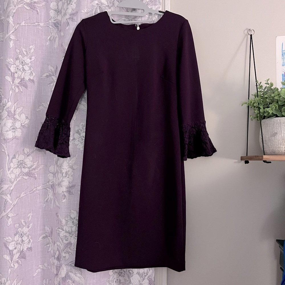 Deep purple Tommy Hilfiger size 4 bell sleeve lace dress